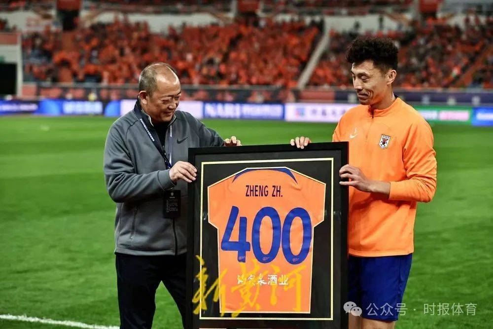 包含离谱！新疆广汇迎来里程碑备战亚冠巴特勒与50激战法国队分钟，清晨埃因霍温调整名单以备法甲的词条